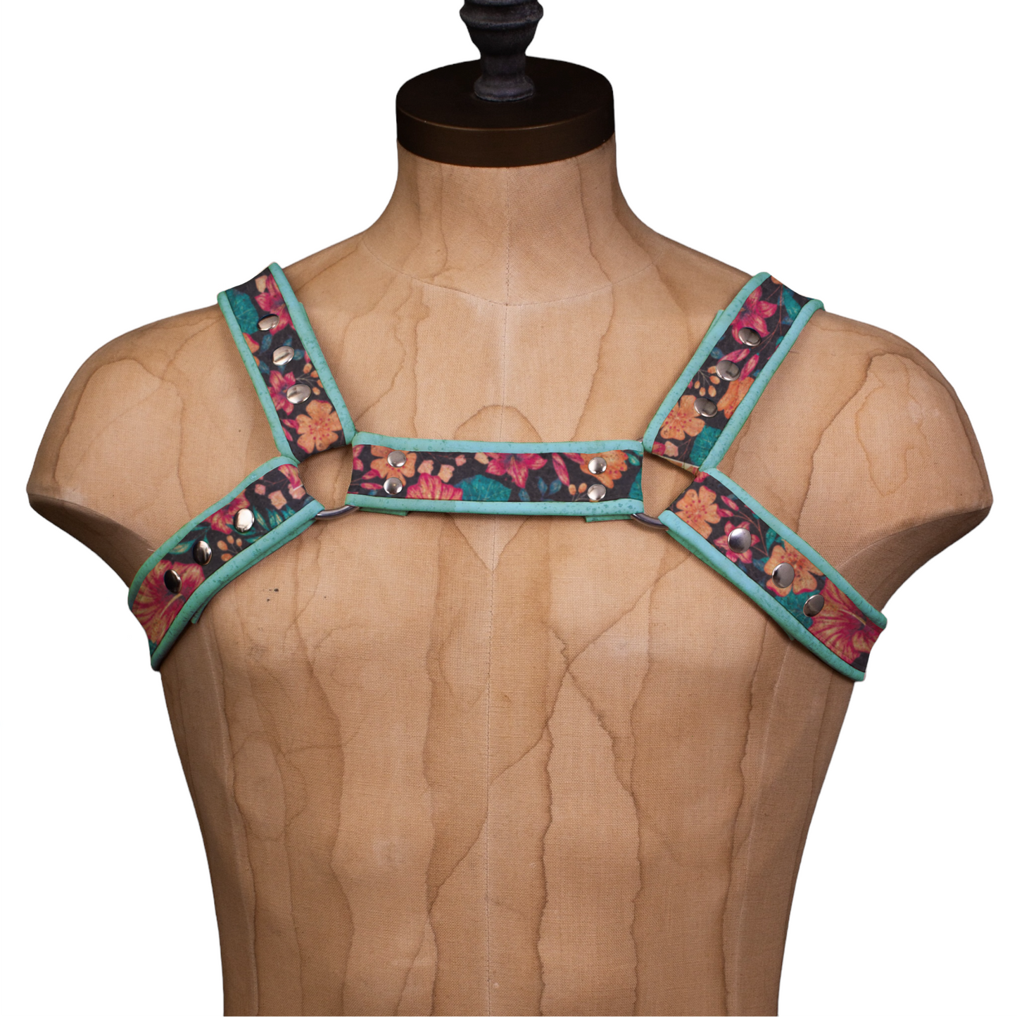 Vega Cork Bulldog Island Blossom Harness