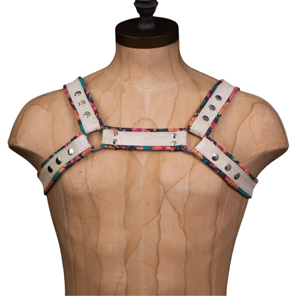 Vega Cork Bulldog Island Blossom Harness