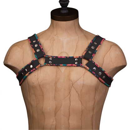 Vega Cork Bulldog Island Blossom Harness