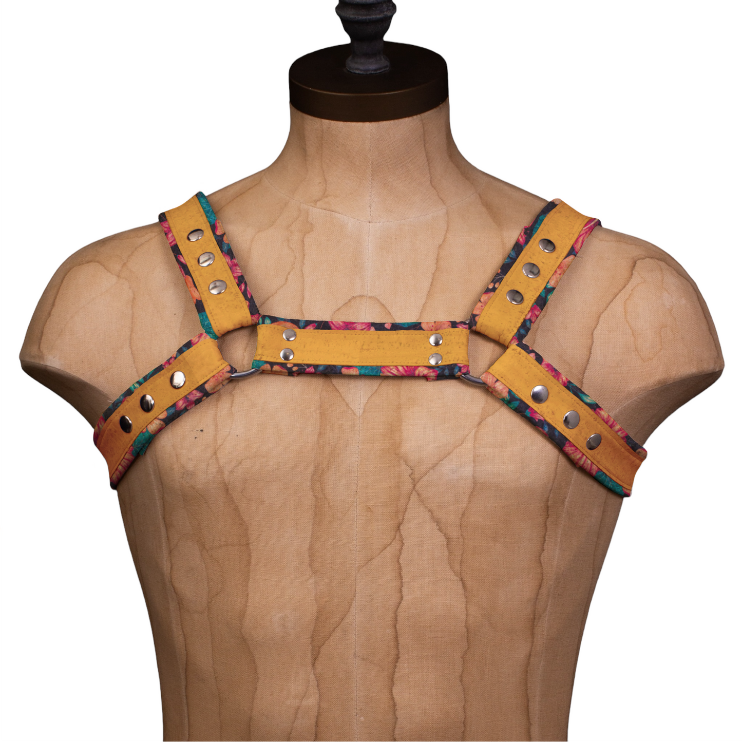 Vega Cork Bulldog Island Blossom Harness