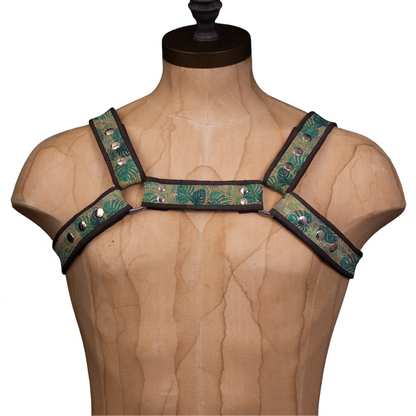 Vega Cork Bulldog Monstera Harness