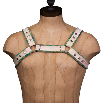 Vega Cork Bulldog Monstera Harness